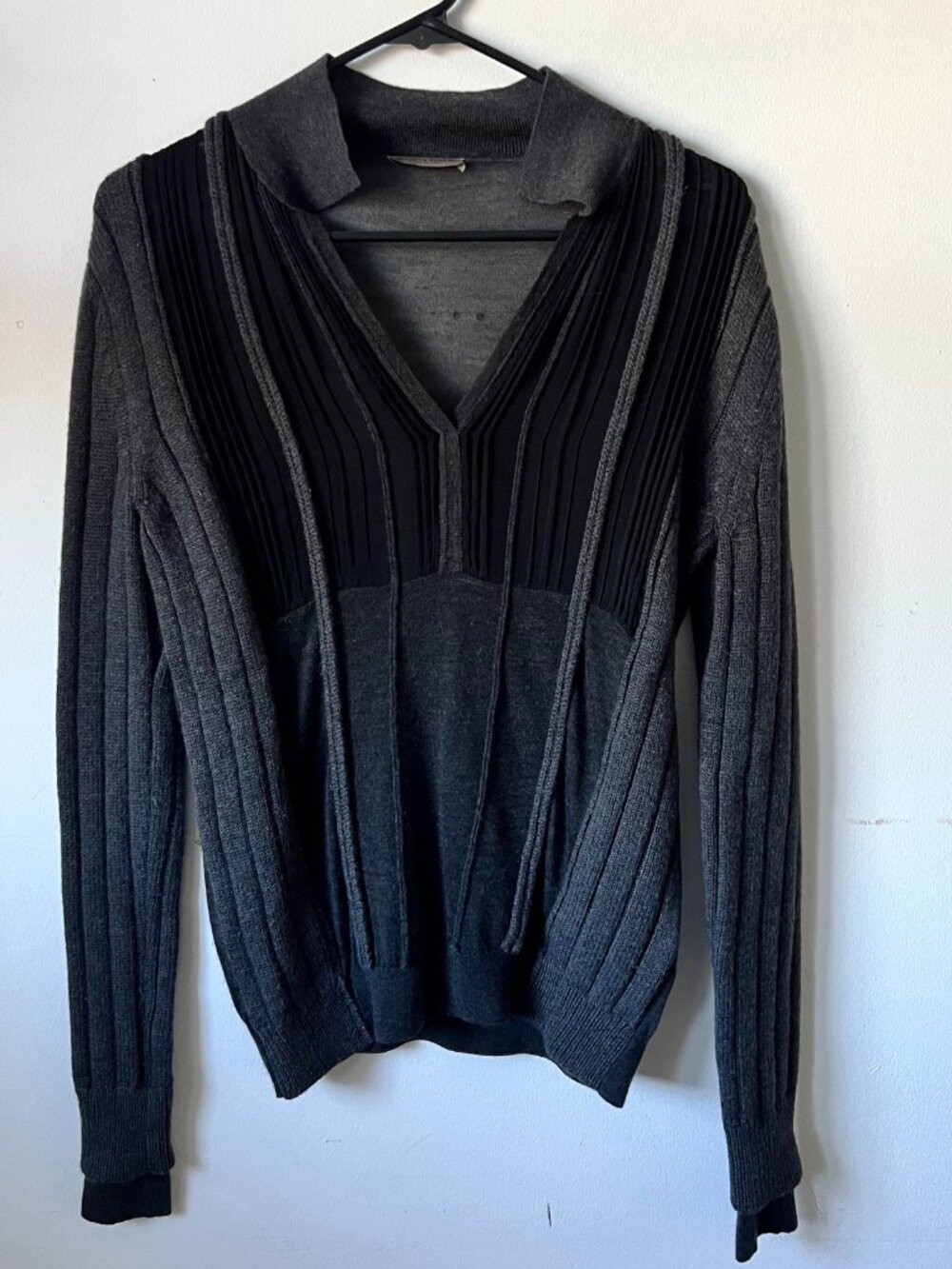 Bottega Veneta Dark Grey V neck Collar Cashmere Silk Wool Knit Sweater 38 S/M